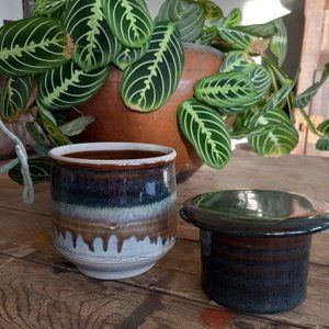 **Gorgeous handcrafted pottery - french butter crock - like new condition**